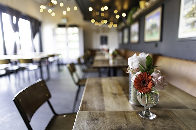 Woodcutter's Blanket - Bar & Brewery