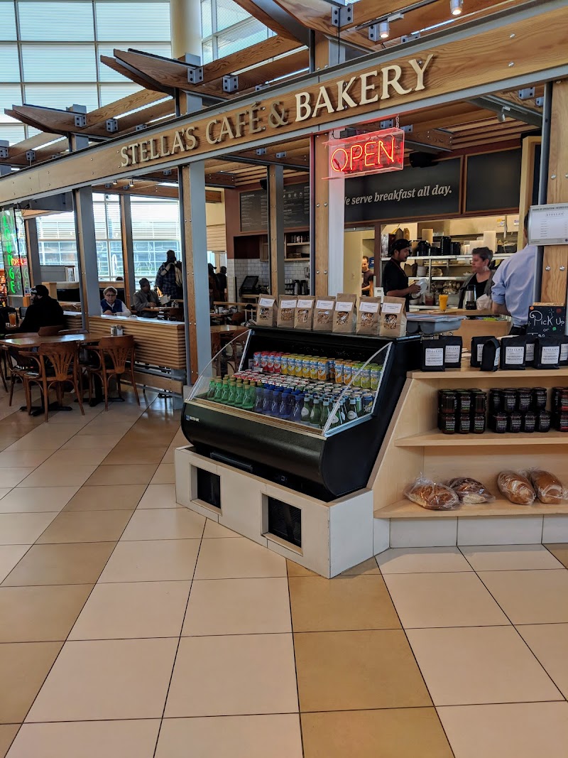 Stella's @ the Winnipeg International Airport