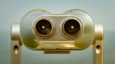Interactive camera experiences