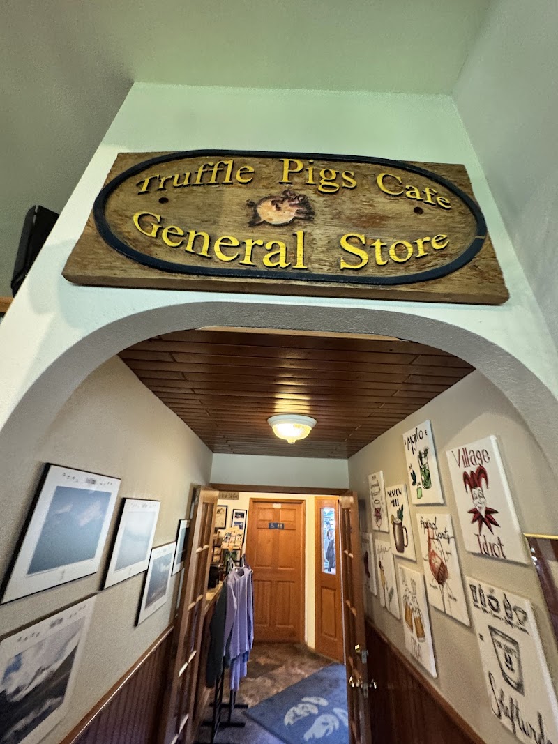 Truffle Pigs Bistro & Lodge