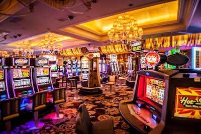 Slot machine gaming