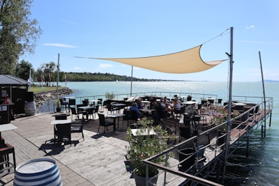 Waterfront dining