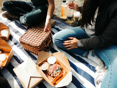 Picnic on the lawns