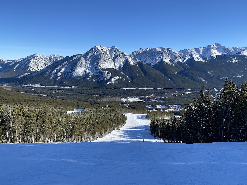 Nakiska Ski Area