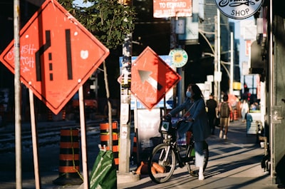 Meet local vendors and artisans