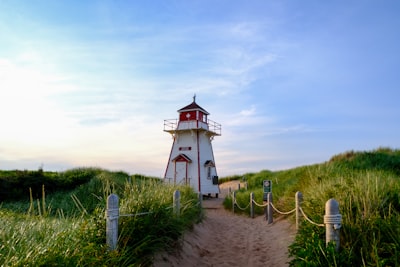 Photographing the historic lighthouse