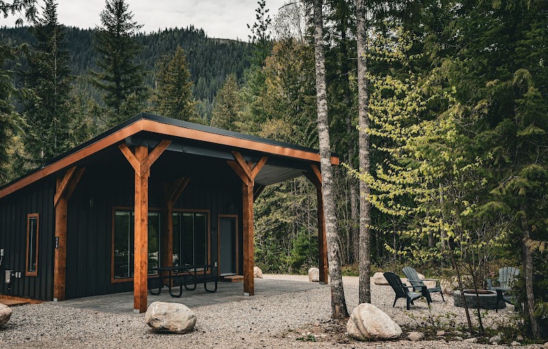Crazy Creek Hot Pools Resort