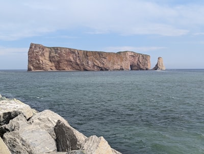 Boat tour around Percé Rock