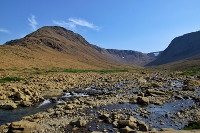 Hiking Gros Morne Mountain