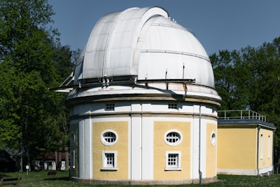 Planetarium shows
