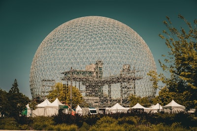 Combine visit with nearby Biosphere and Parc Jean‑Drapeau