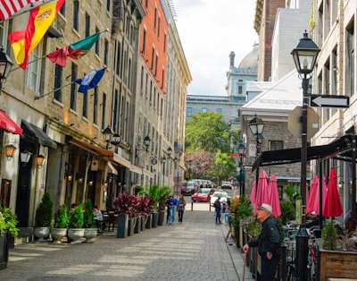 Morning food tours and culinary walks
